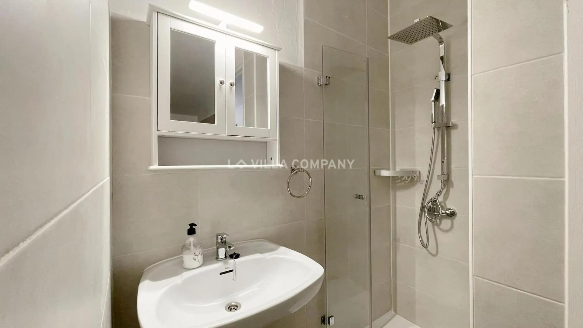 Apartment Hua Hin By La Villa Company Arenal d'en Castell 0*,  Spanien